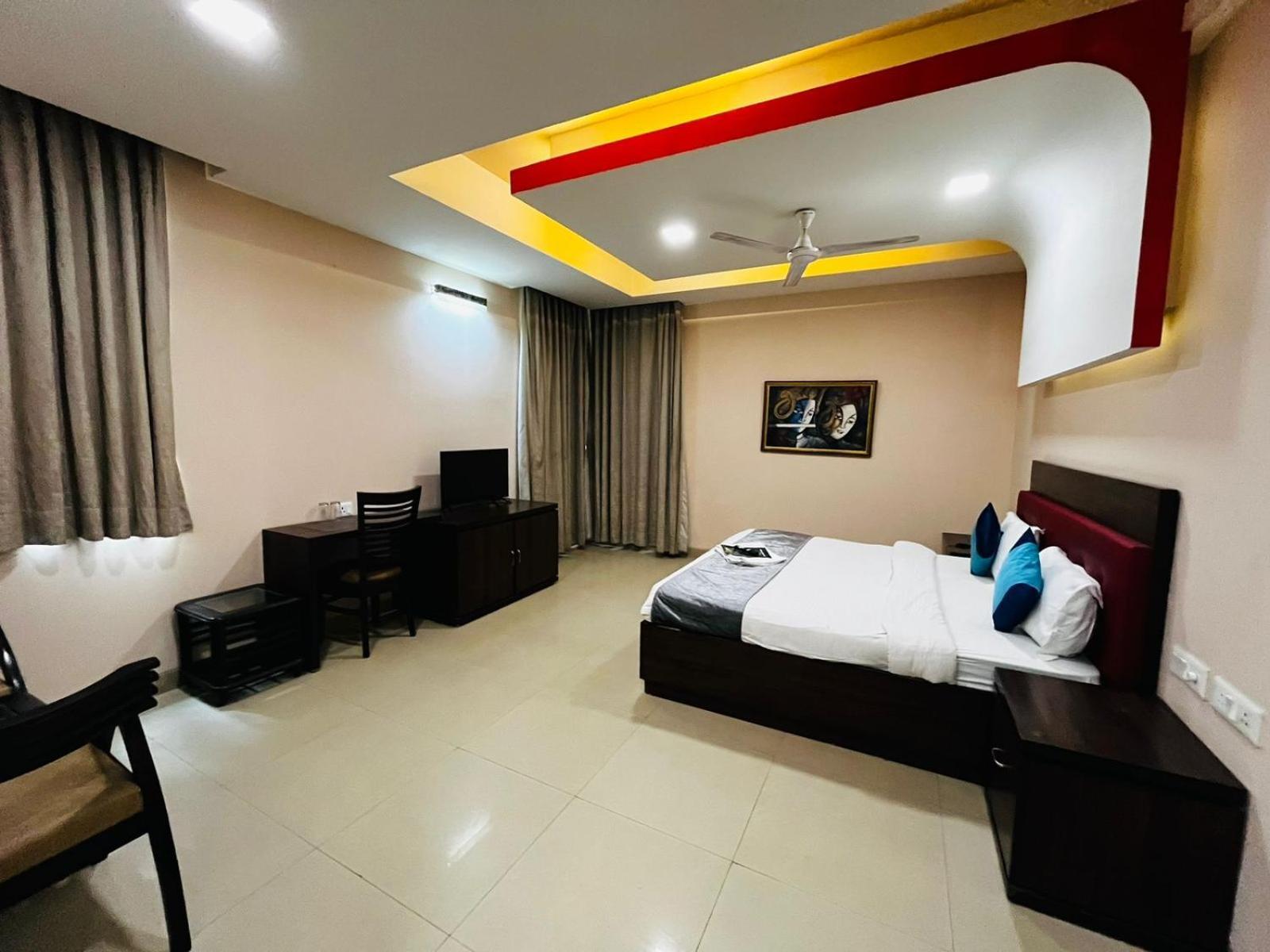 Hotel Mvr Stay By Admire Inn Noida Ngoại thất bức ảnh